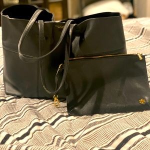 Black Tory Burch tote and pouch - READ DISCLAIMER